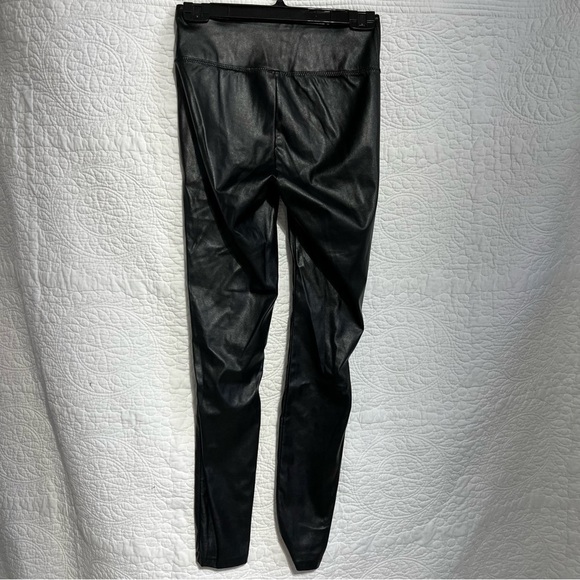 Dynamite Black Faux Leather Stretchy Leggings/Pants, Size XSmall - Picture 2 of 9